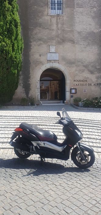 Yamaha Black X-Max 125cc