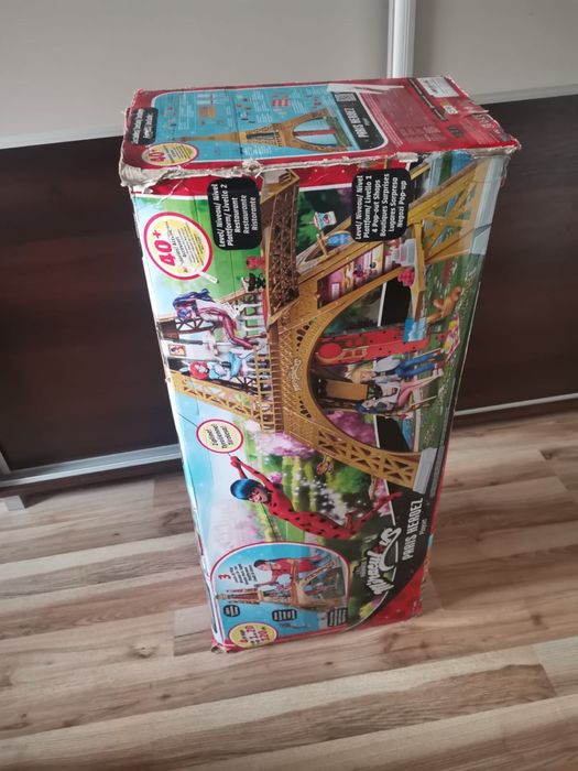 Miraculous: Biedronka i czarny kot wieza eiffla