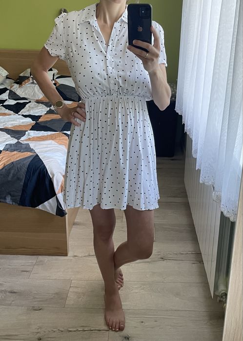 Biała sukienka koszulowa