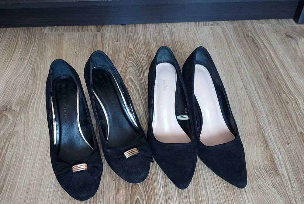 Czarne buty na słupku i szpilki, rozm. 38