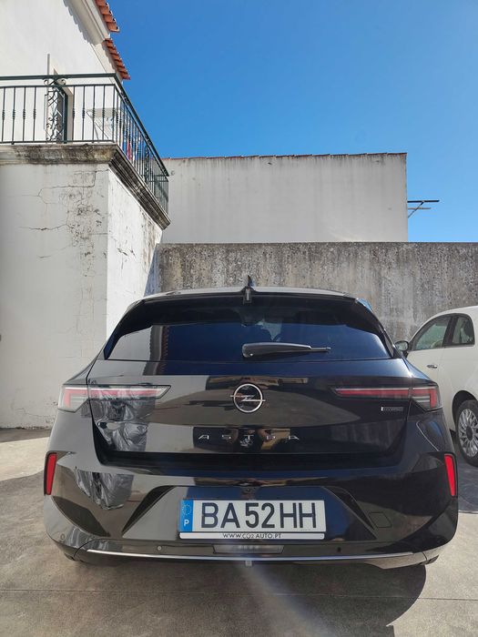 Opel Astra 1.6 PHEV Elegance — photo 2