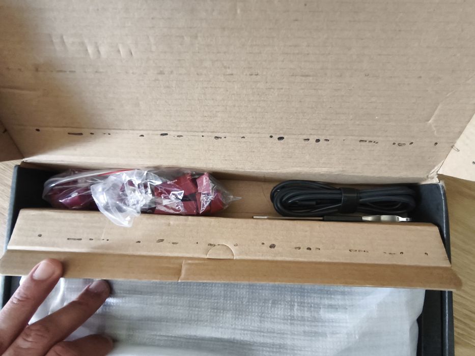 Teclado mecânico nunca usado