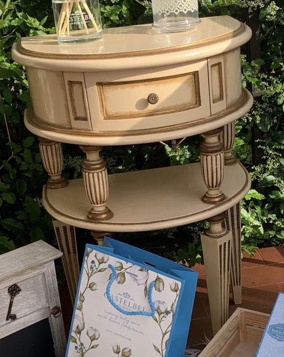 Mesa de cabeceira vintage Estilo Louis XVI