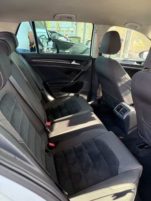 VW Golf VII Highline 1.6 TDI DSG Best Edition | Dynaudio | Park Assist | Full Extras