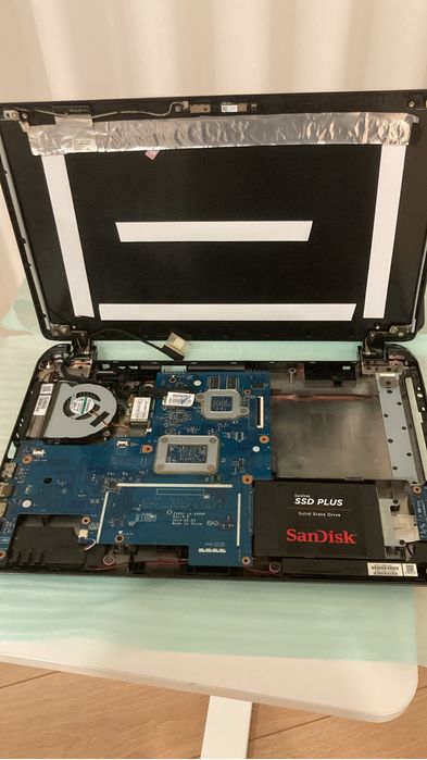 HP 15-g203np Restaurado – 8GB