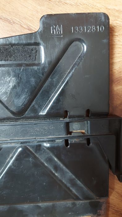 Кріплення акумулятора Opel Meriva B