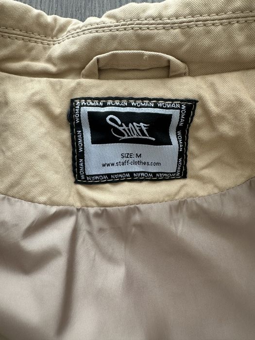 Бежевий вкорочений тренч Staff