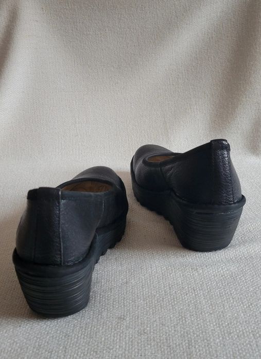 Sapatos Fly London 36