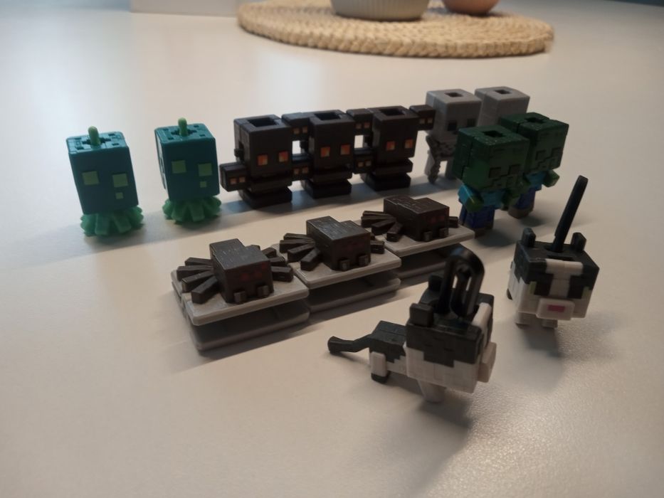 figurki Minecraft creeper joy kinder