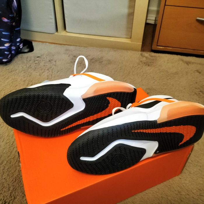 sapatilhas basket Nike 39