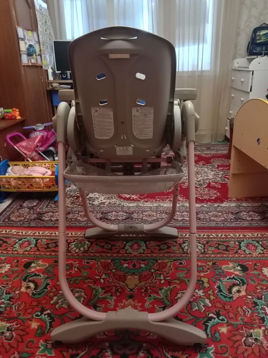 Продам дитяче крісло для годування Chicco