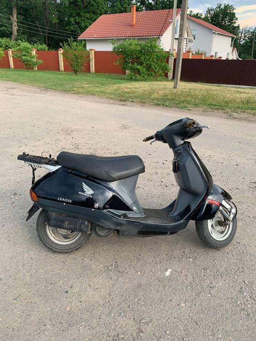Продам мопед Honda Lead 90