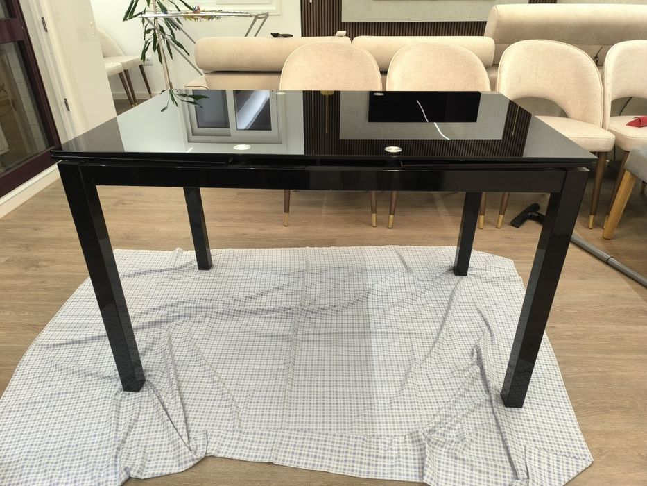 Mesa extensível de vidro temperado