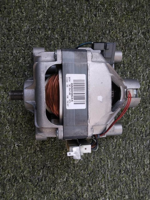 Двигун для Atlant 45y82 Атлант  запчастини справний в гарному стані