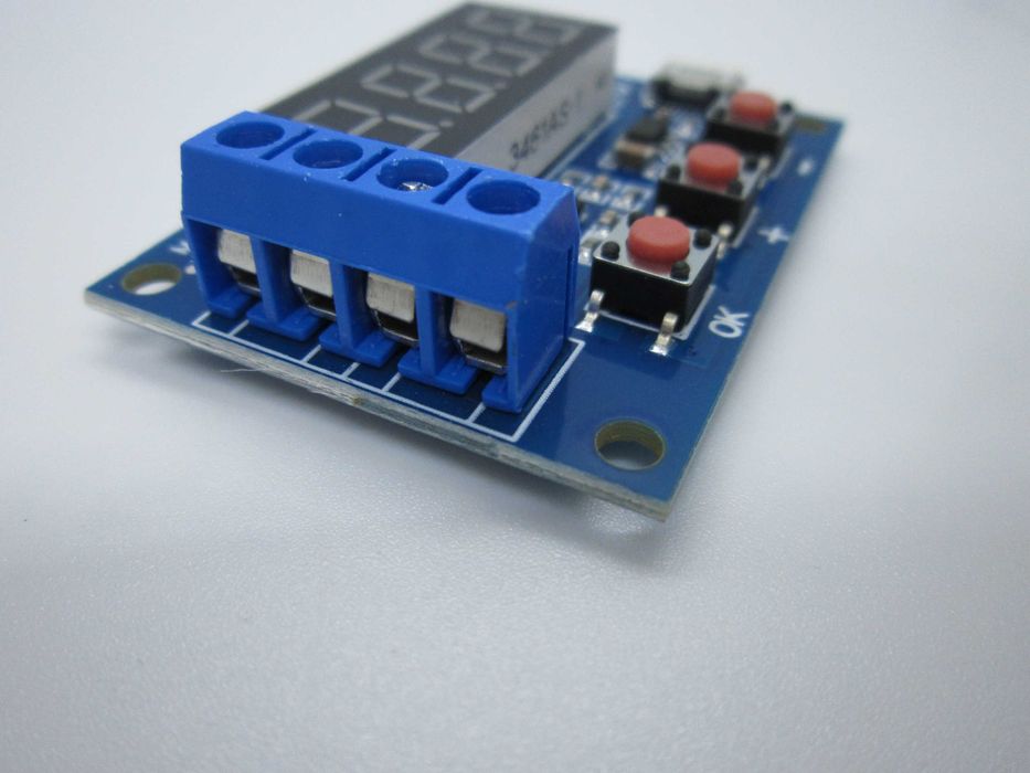 Тестер с нагрузочными резисторами для измерение ёмкости ZB2L3