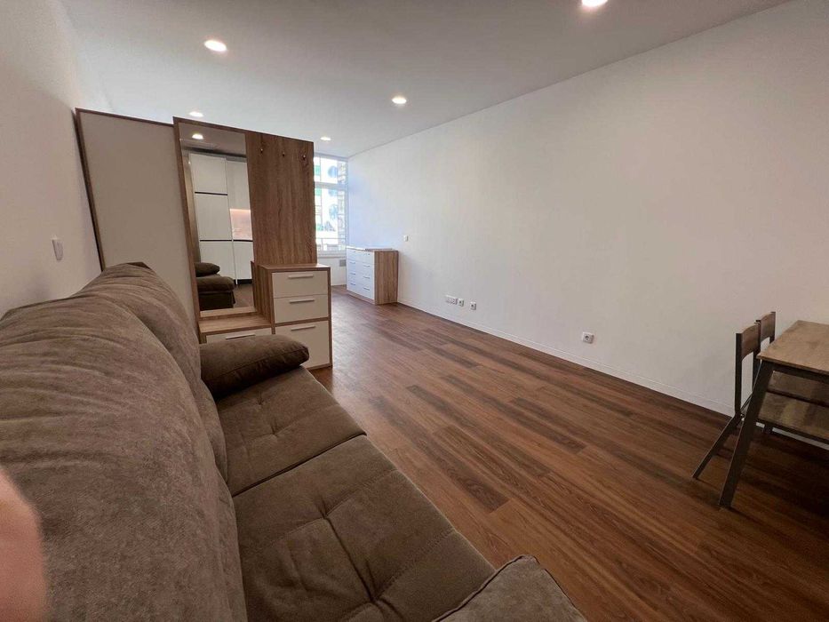 T0 novo, localizado na Avenida Fernão de Magalhães