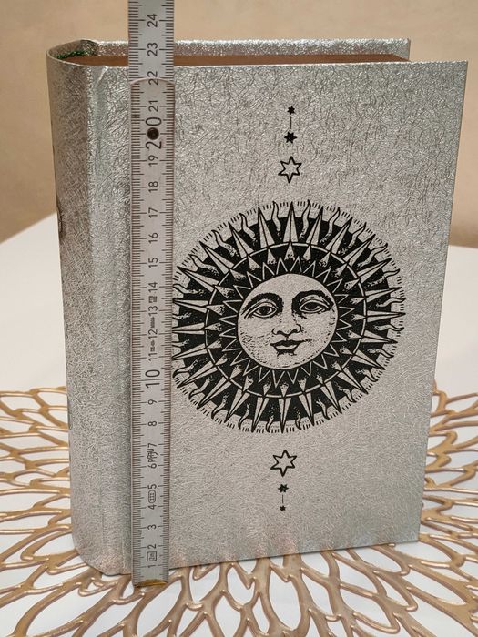 Красивая шкатулка-книга купюрница и красивый подарок