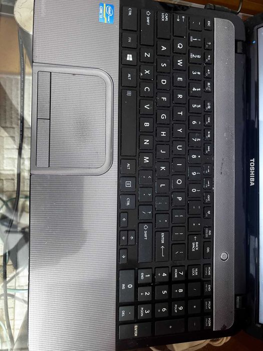 Laptop Toshiba L855-S5405 na części