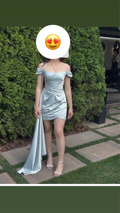 Продам випускну сукню ,стан нової.розмір с