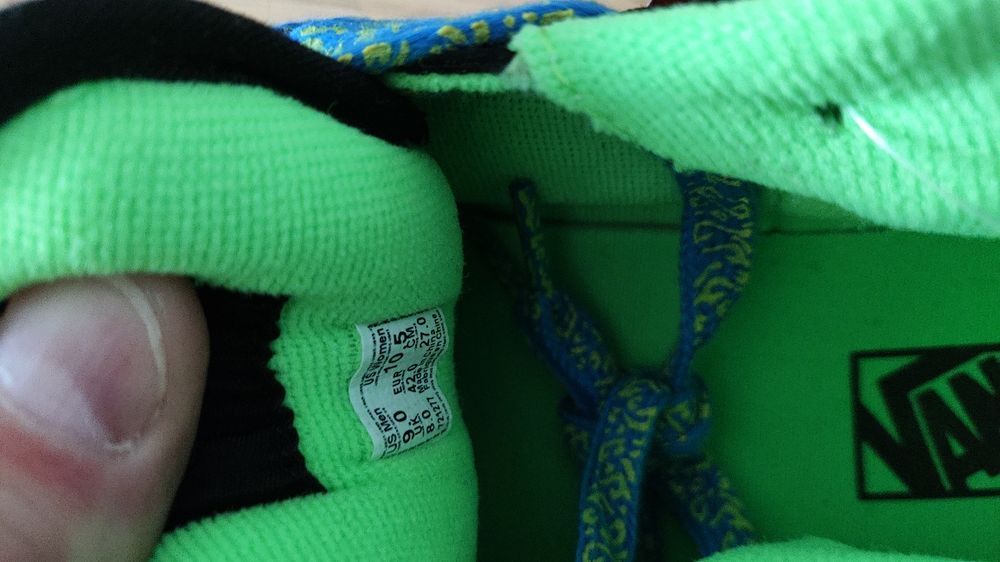 Sprzedam buty Vans KNU Skool 42
