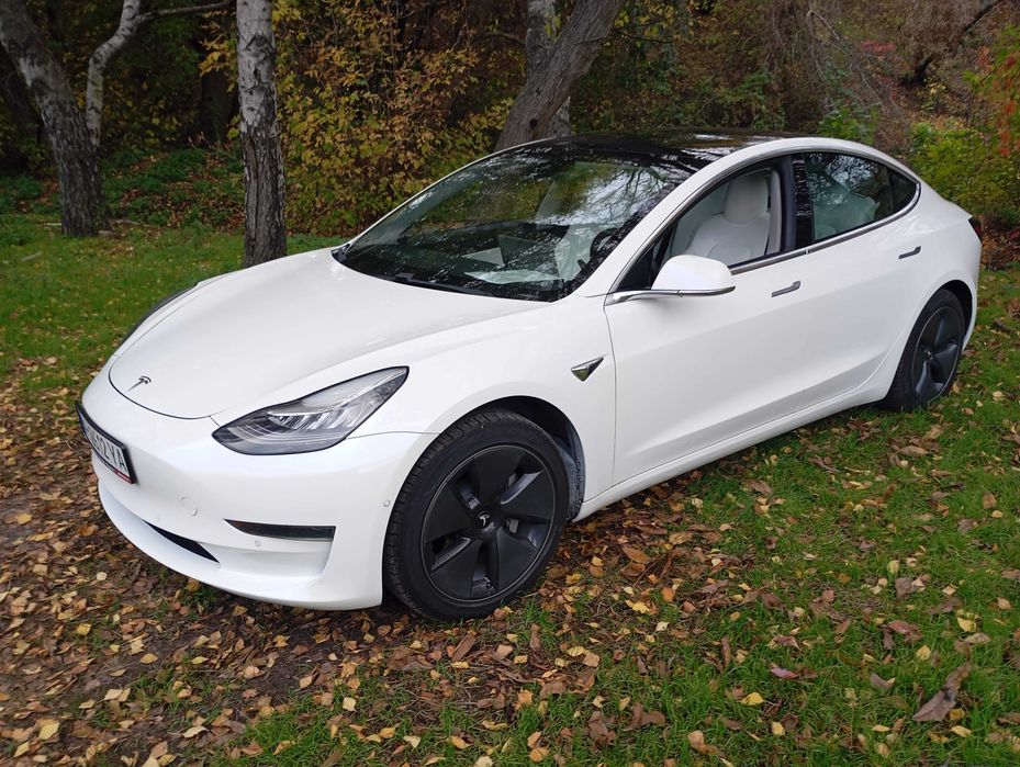 В рассрочку Tesla 3 2020 г.Standard Range