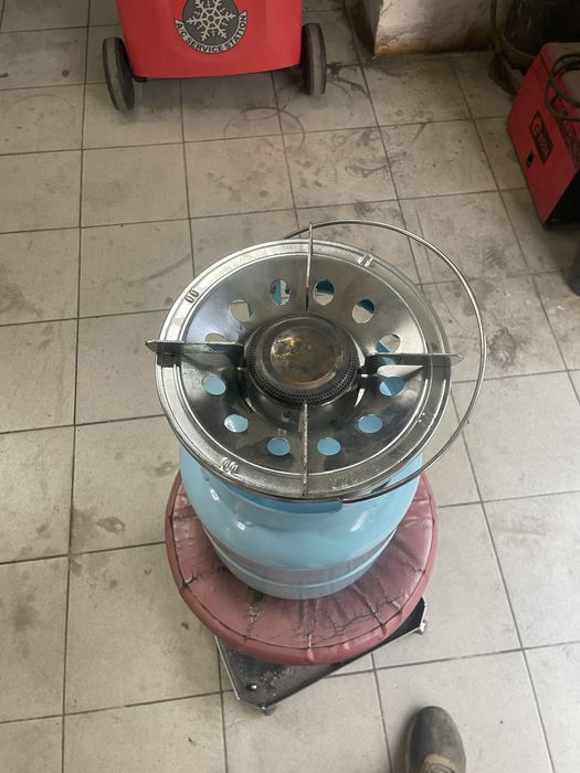 Газовый болон на 12л с краном  и клапаном безопасности вес  7,1кг