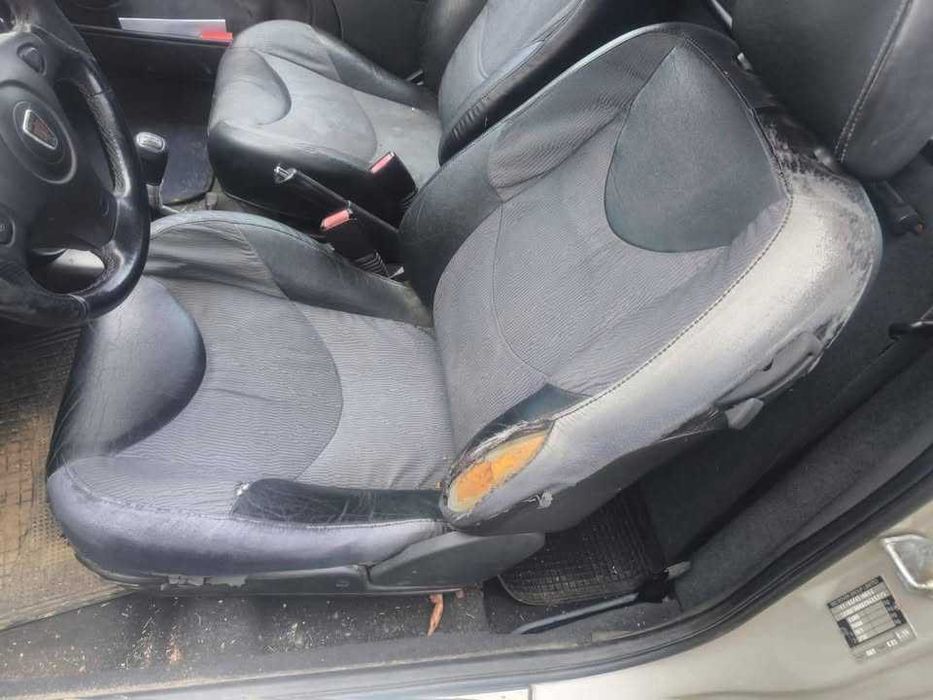 Rover 25 docklands - 2 lugares