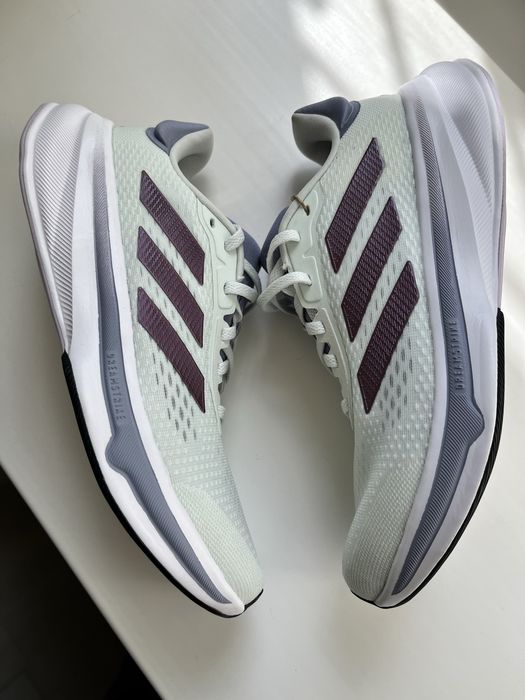 Кросівки adidas response super