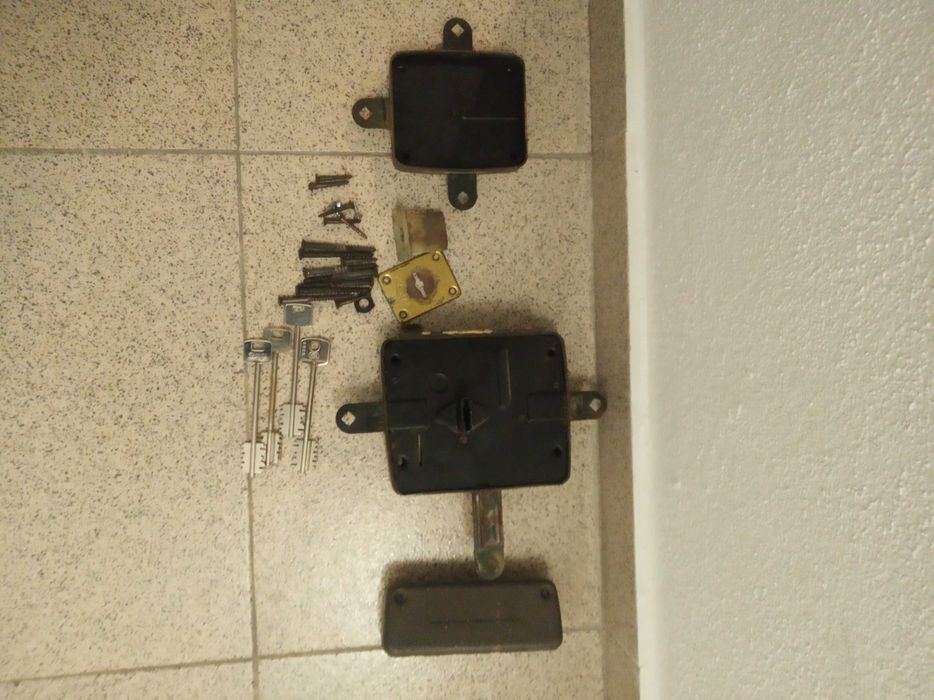 Fechadura de trancas Cisa