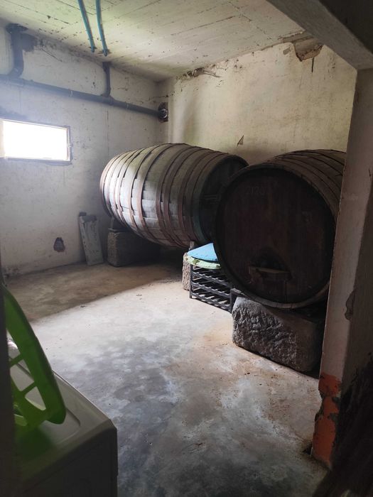 Oportunidade única Casa de campo  t3 com ribeirinho a 2 minutos rio Douro Resende