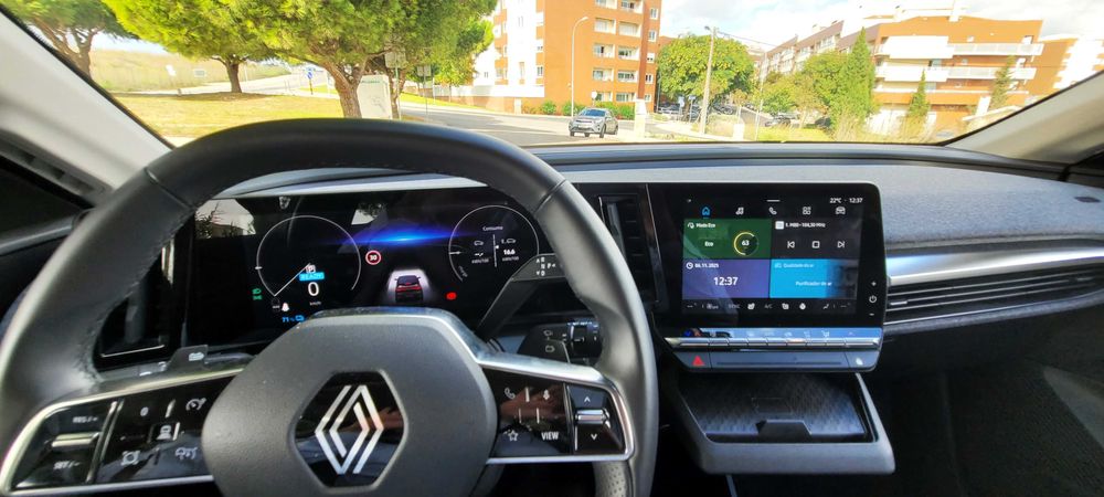 Renault Megane E-Tech EV40 2023 – 15.100 km