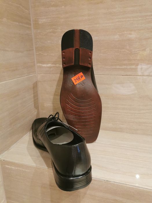 Buty ze skóry 42