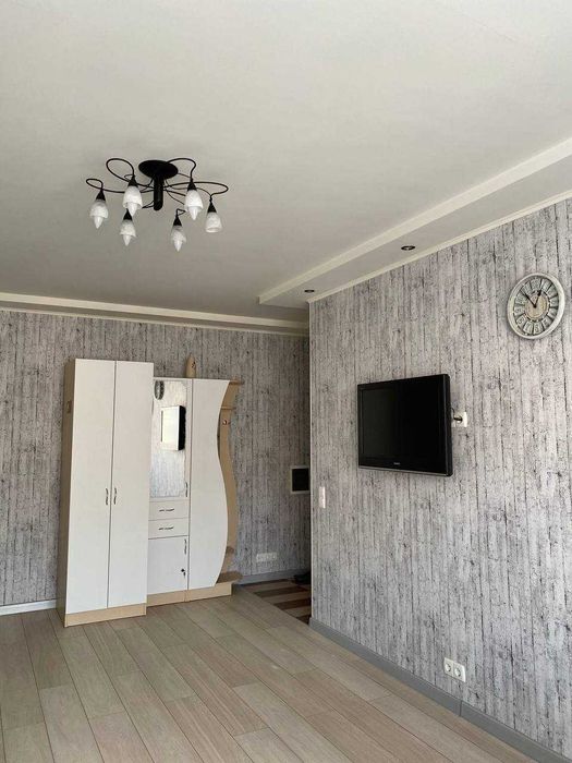 Затишок та відпочинок у центрі. 2-3 кім. м.Левада.