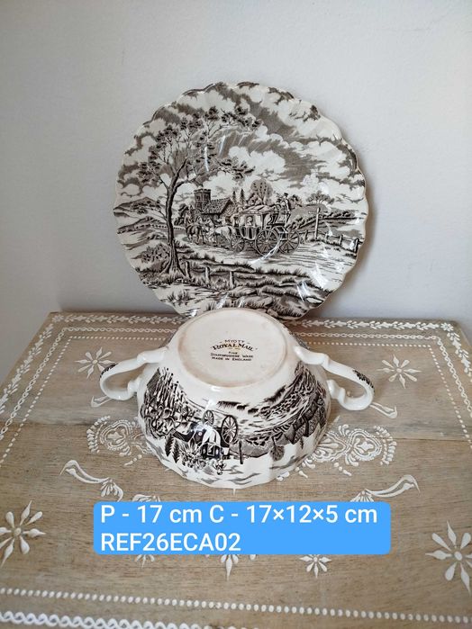 Antiga Taça de Consommé em Porcelana Inglesa