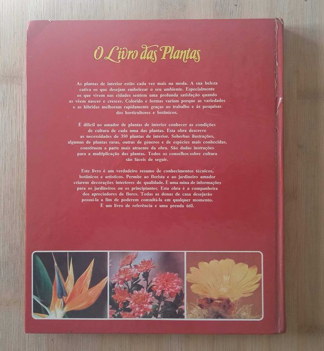 O Livro das Plantas de Rob Hewig e Claude Riou