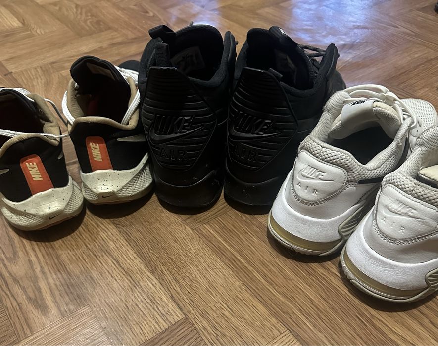 Кроссовки Nike лотом