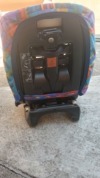 Cadeira bebé automóvel