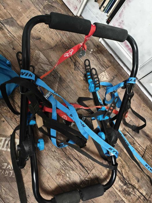 Bagażnik rowerowy Btwin 300 (na tylną klapę samochodu]