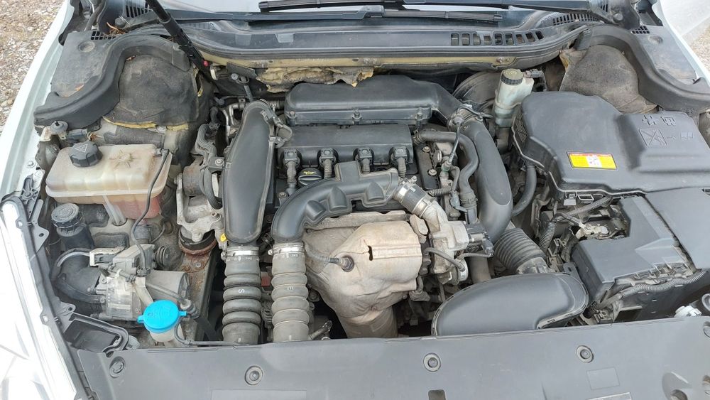 Peugeot 508 1.6 benzyna 156 KM  z 2013 roku.