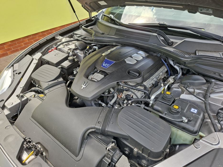 Maserati Quattroporte VI 3.0 v6 twin turbo2015