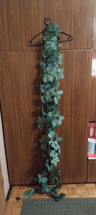 Sprzedam sztuczny bluszcz - 6 sztuk