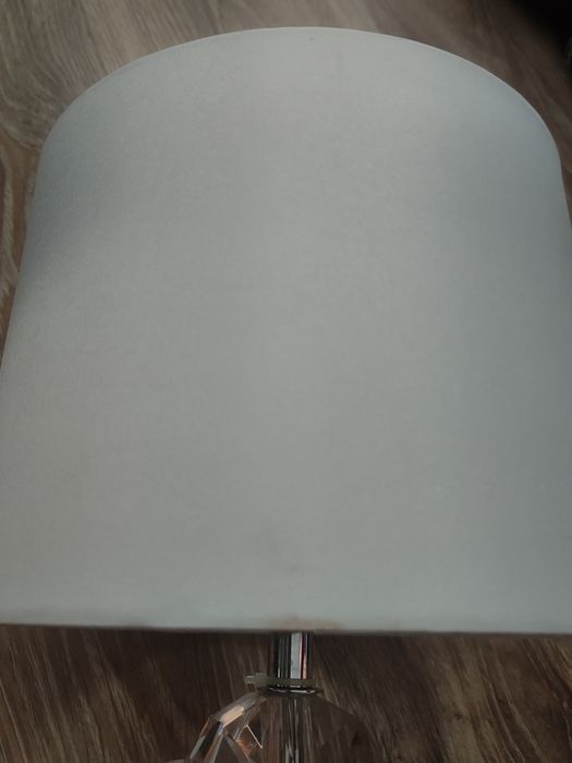 Lampa stołowa z kryształami srebrna glamour