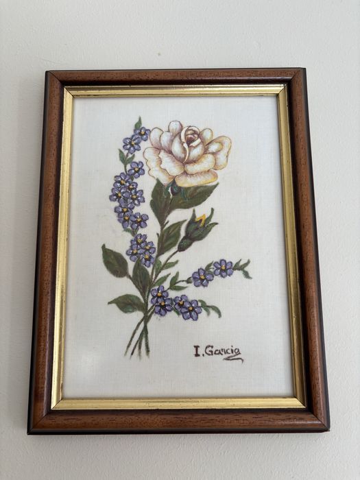2 Quadros de parede pequenos pintados com flores