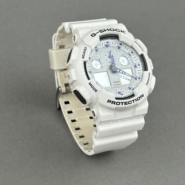 Zegarek naręczny męski Casio G-Shock biały | funkcje sportowe | WR