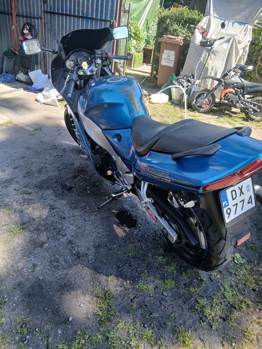 Sprzedam Suzuki rf 600f