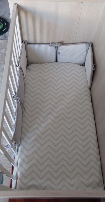 Contorno de berço, em gaze de algodão 1,80x30