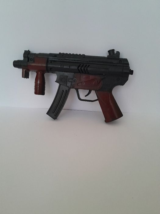 Іграшковий автомат зі звуком