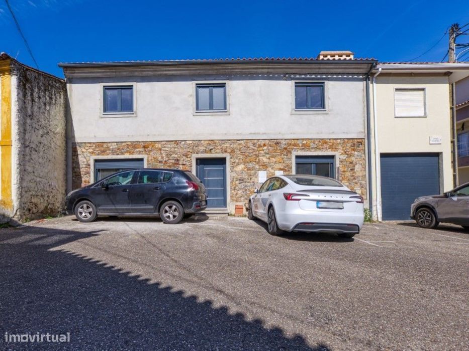 Moradia T4 Nova com Garagem Fechada | Qualidade, Conforto e Natureza