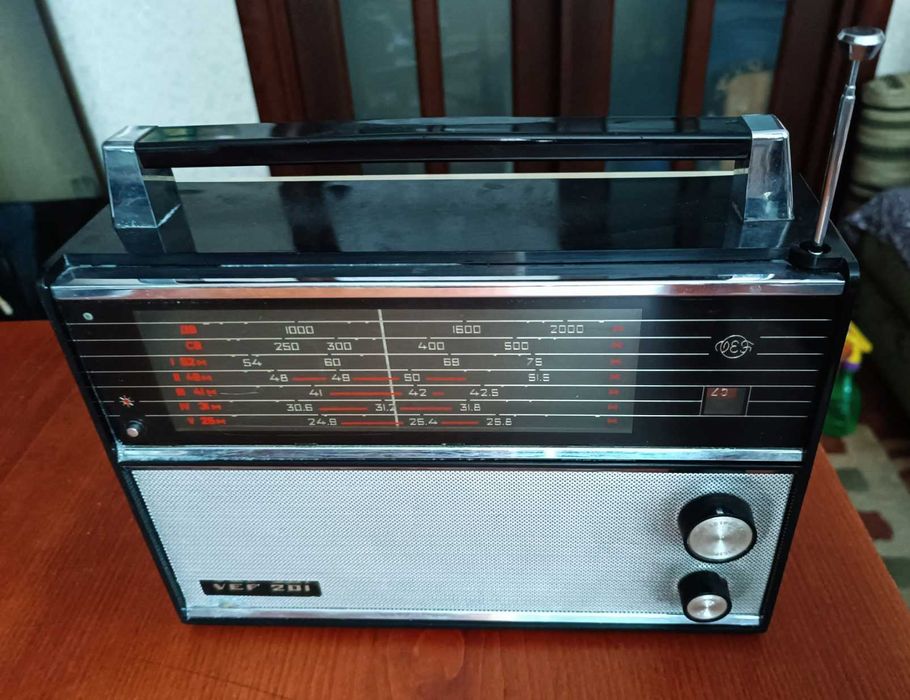 Радио приемник VEF 201 рабочий