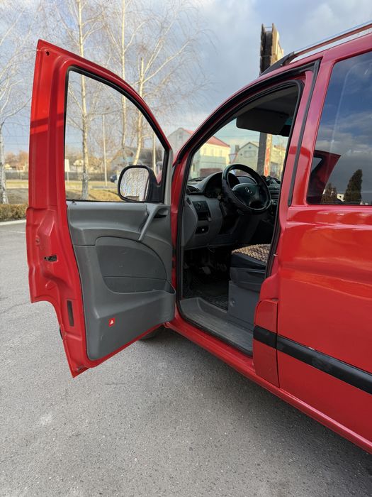 Авто Mercedes Benz Vito Viano Long 8+1